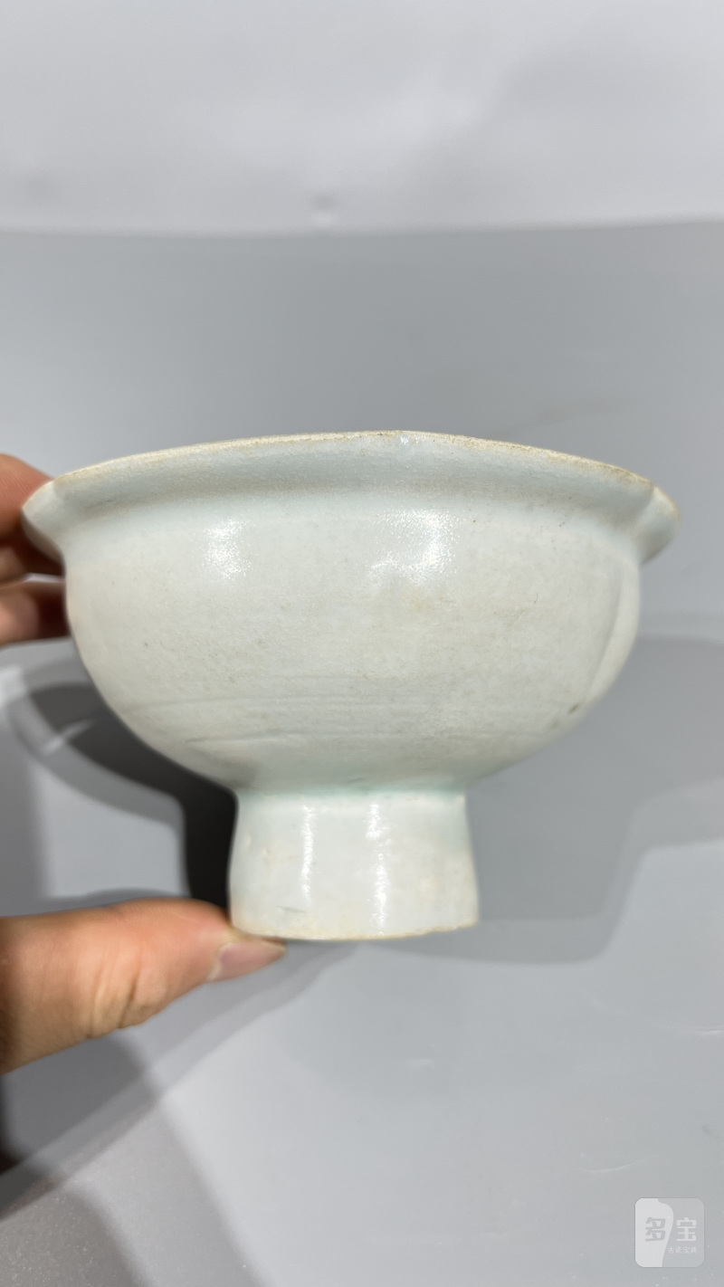 明 湖田花口高足杯 - 图2
